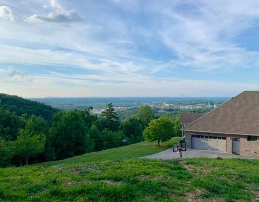 Mountain Top Oasis Villa Sevierville Exterior photo